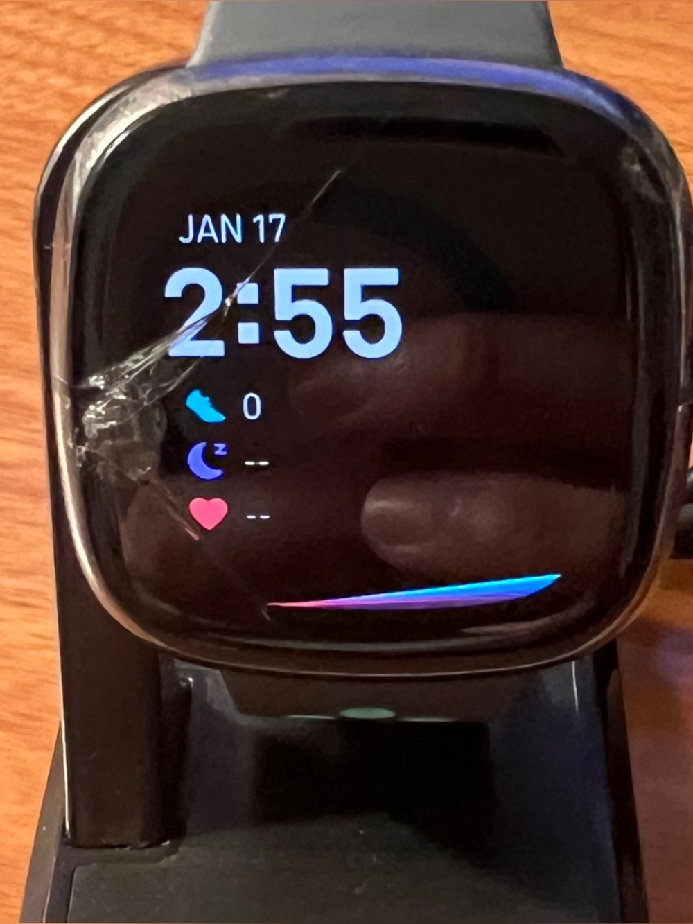 Fitbit Sense & Accessories Works Cracked Screen Small - Picture 2 of 8